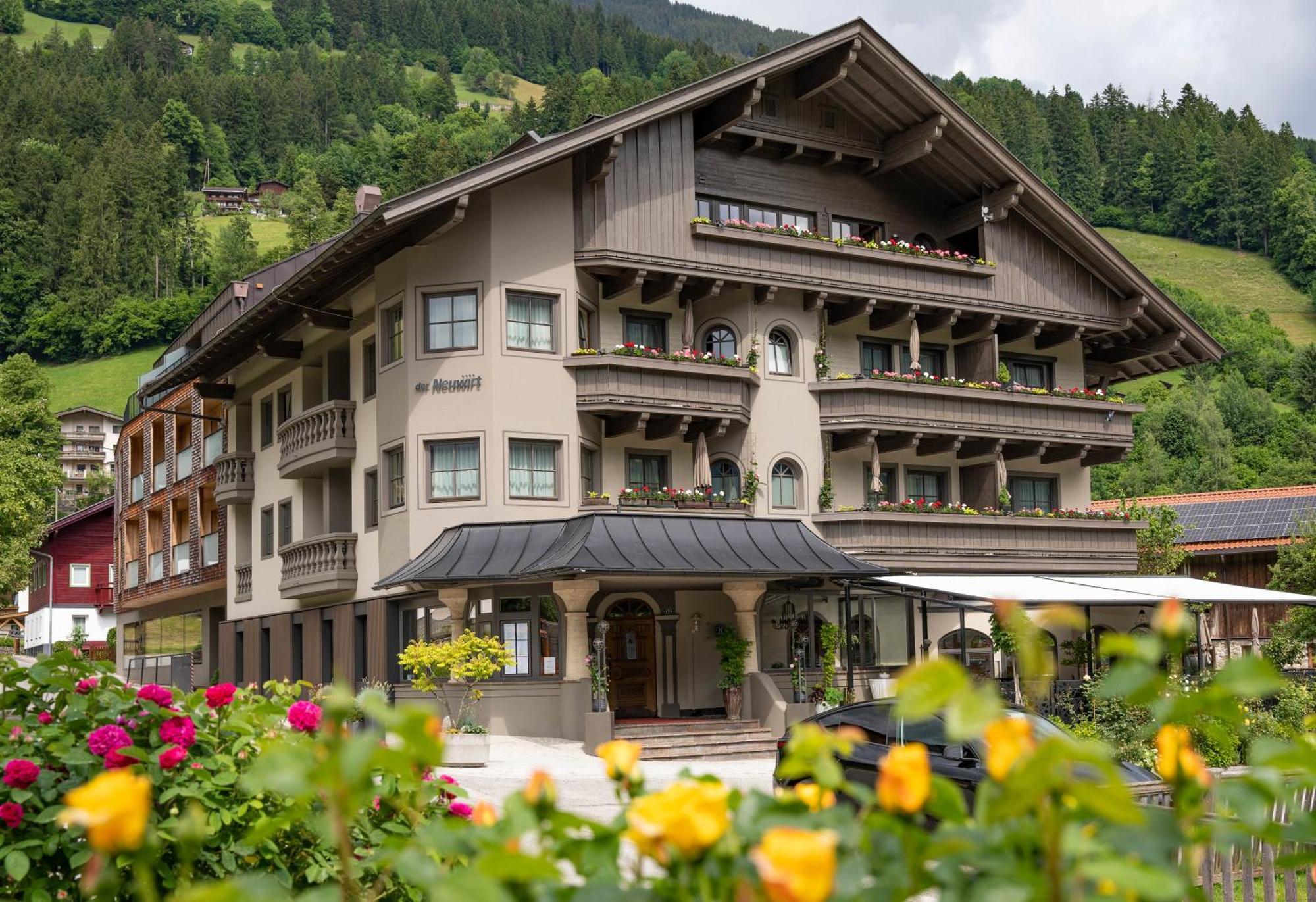 Hotel Derneuwirt Hippach Exterior foto